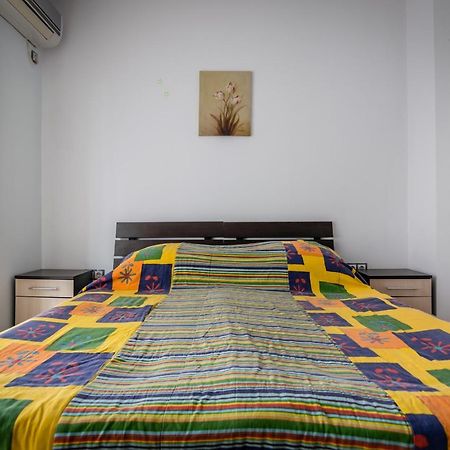 Cozy One-Bedroom Apartment In Night Breeze ブルガス エクステリア 写真